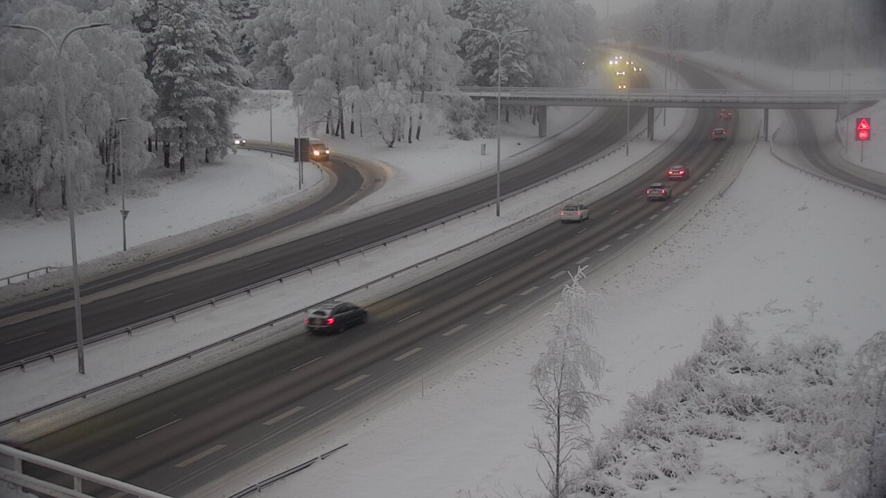 Weather Camera Image Väg 4 Uleåborg, Laanila, Oulu, Pohjois-Pohjanmaa