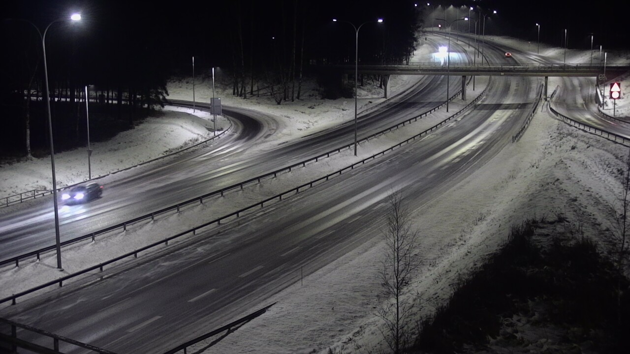 Weather Camera Image Väg 4 Uleåborg, Laanila, Oulu, Pohjois-Pohjanmaa