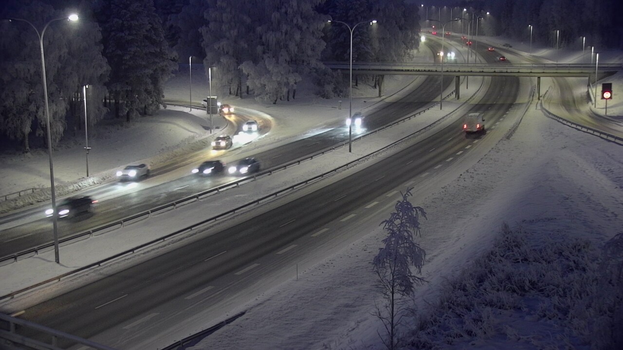 Weather Camera Image Väg 4 Uleåborg, Laanila, Oulu, Pohjois-Pohjanmaa