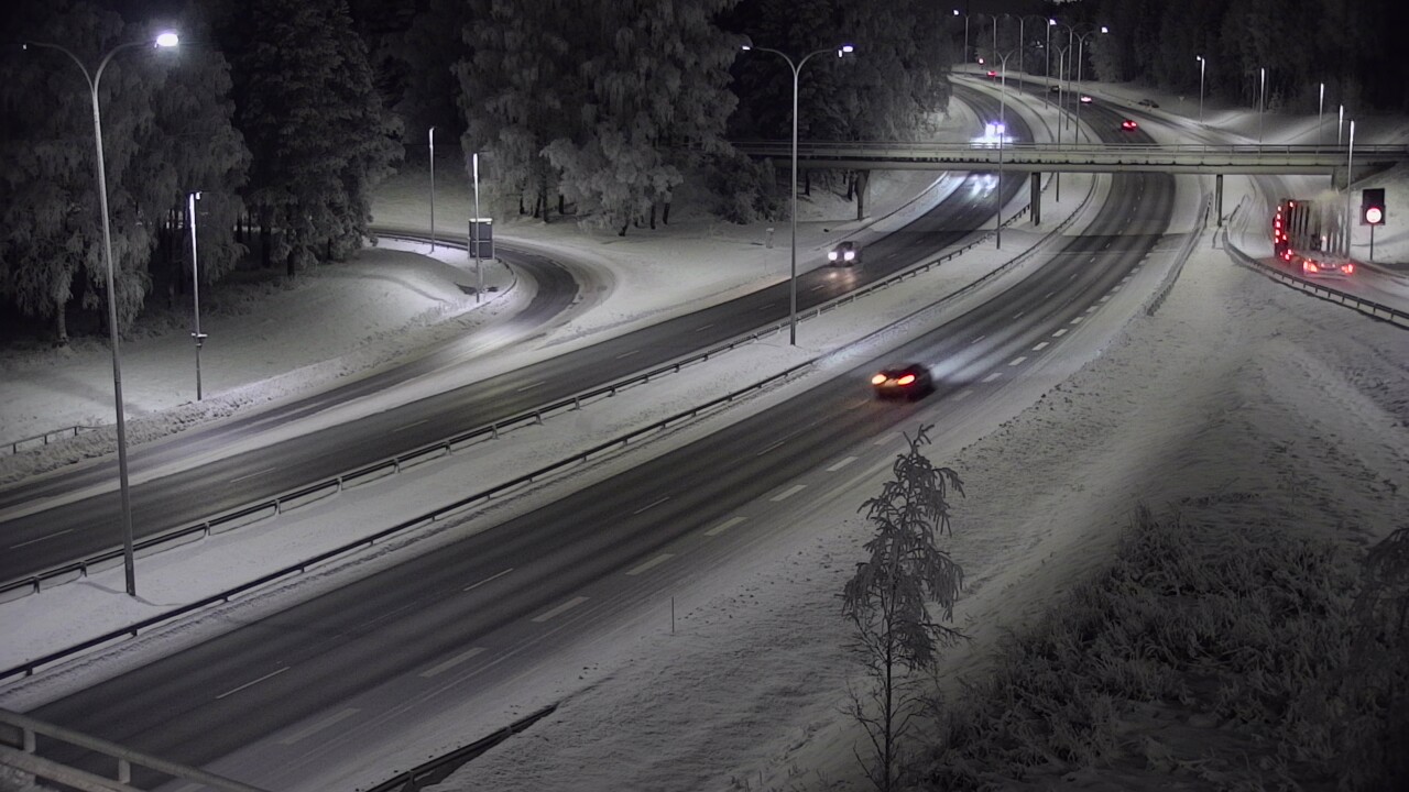 Weather Camera Image Väg 4 Uleåborg, Laanila, Oulu, Pohjois-Pohjanmaa