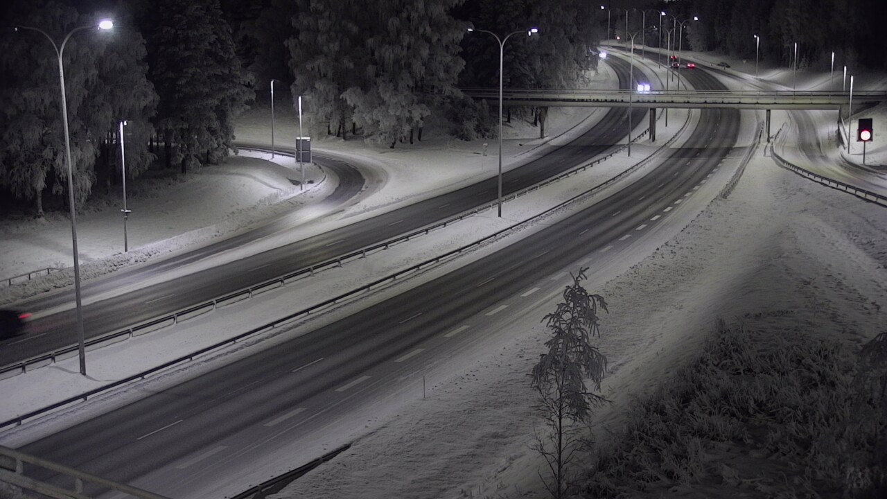 Weather Camera Image Väg 4 Uleåborg, Laanila, Oulu, Pohjois-Pohjanmaa