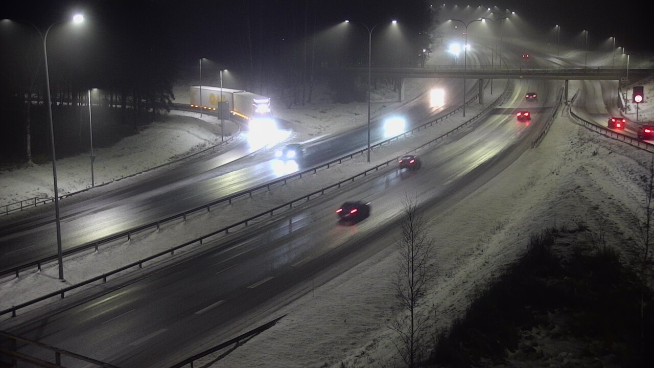 Weather Camera Image Väg 4 Uleåborg, Laanila, Oulu, Pohjois-Pohjanmaa