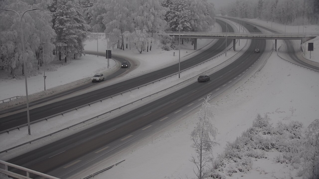 Weather Camera Image Väg 4 Uleåborg, Laanila, Oulu, Pohjois-Pohjanmaa