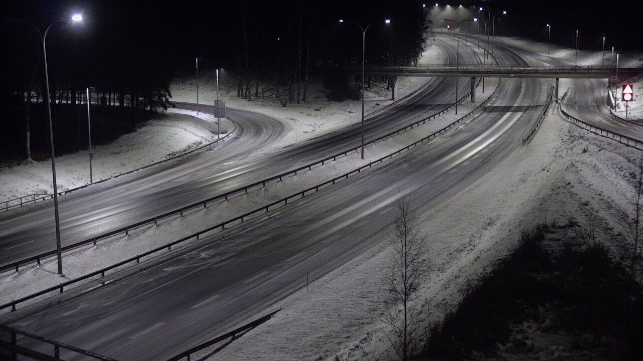 Weather Camera Image Väg 4 Uleåborg, Laanila, Oulu, Pohjois-Pohjanmaa