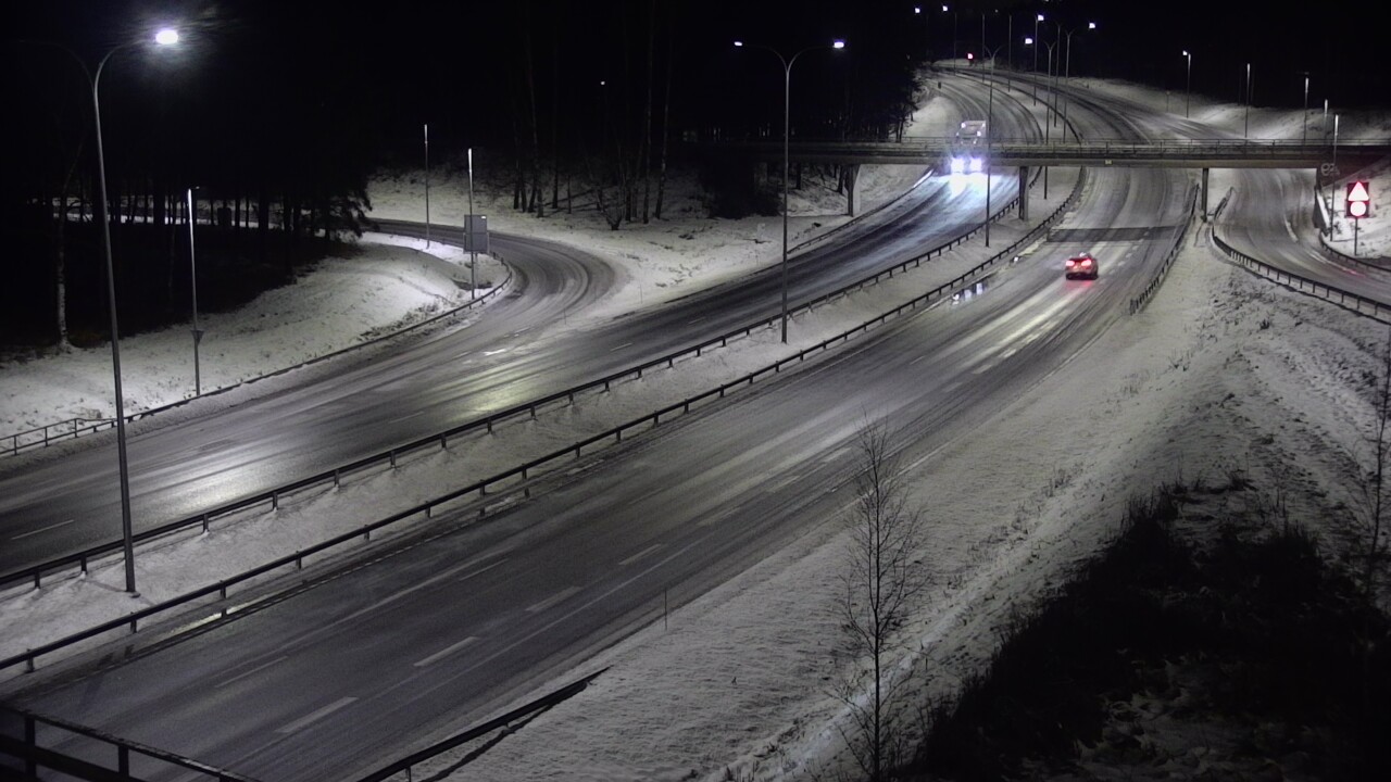 Weather Camera Image Väg 4 Uleåborg, Laanila, Oulu, Pohjois-Pohjanmaa