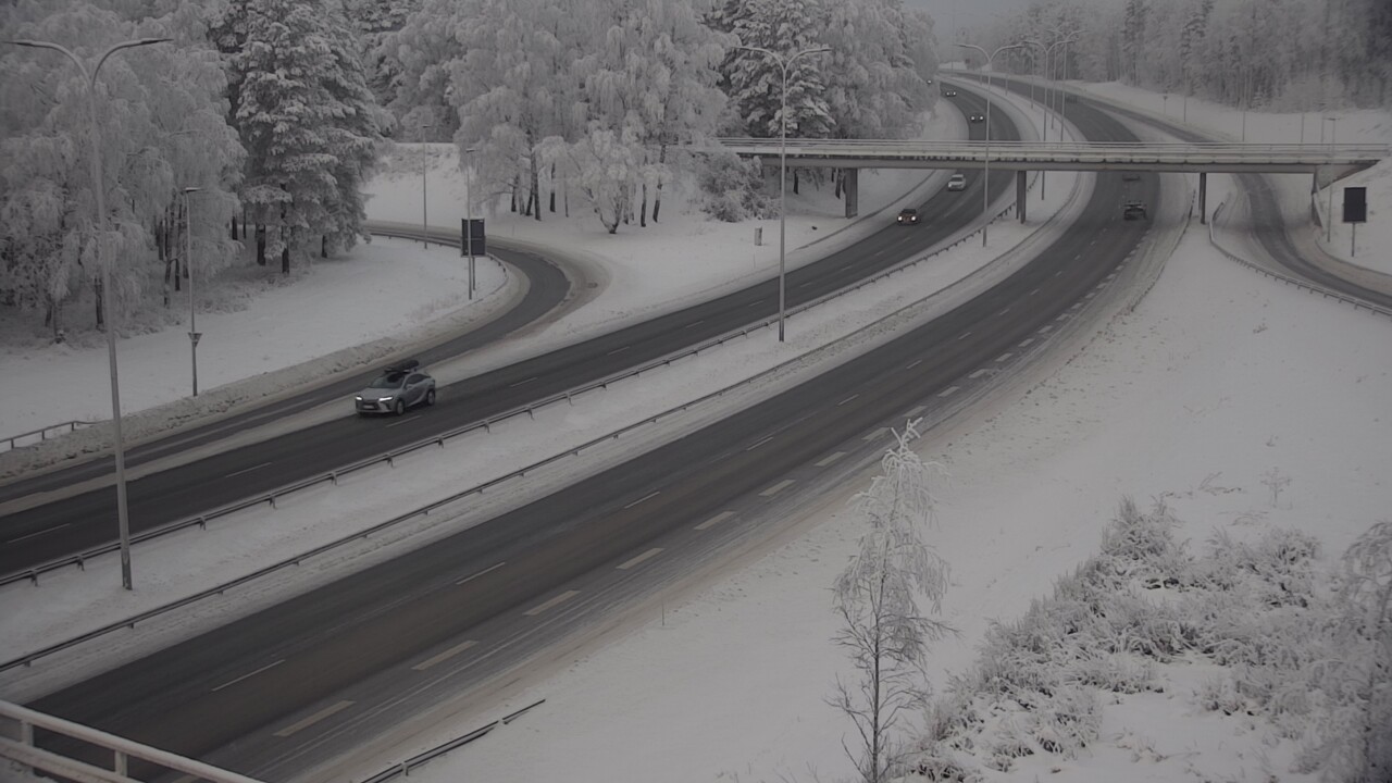 Weather Camera Image Väg 4 Uleåborg, Laanila, Oulu, Pohjois-Pohjanmaa