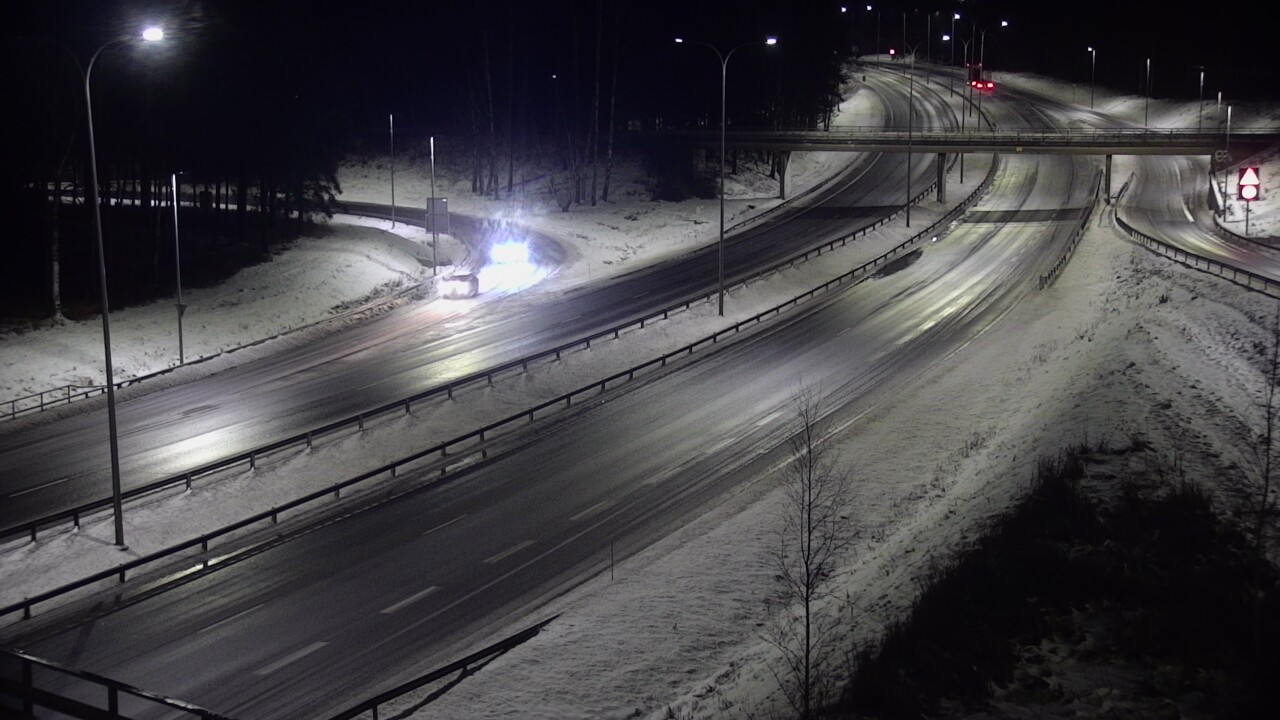 Weather Camera Image Väg 4 Uleåborg, Laanila, Oulu, Pohjois-Pohjanmaa