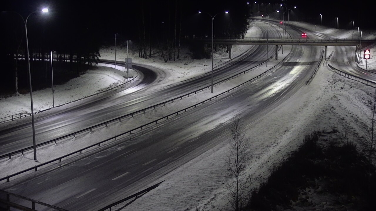 Weather Camera Image Väg 4 Uleåborg, Laanila, Oulu, Pohjois-Pohjanmaa