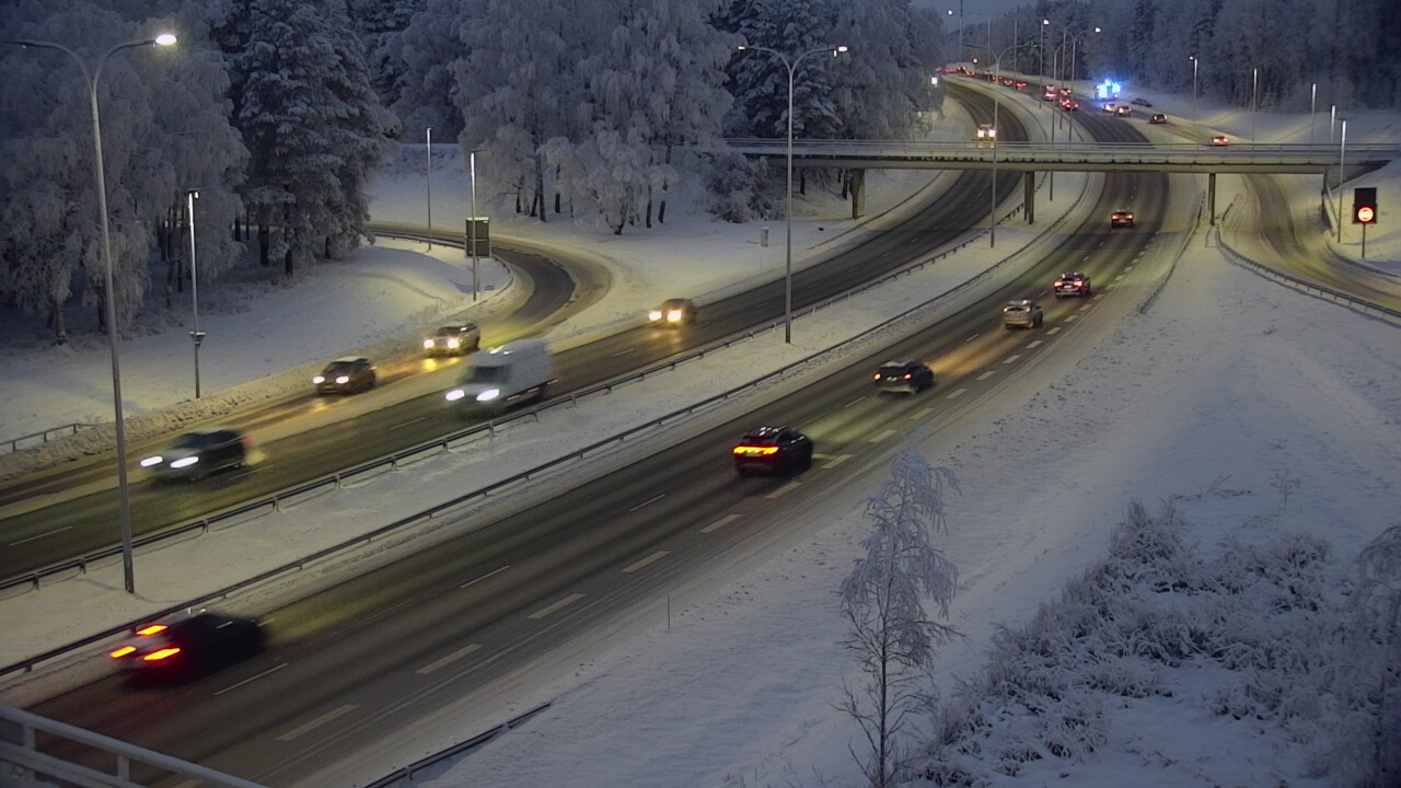 Weather Camera Image Väg 4 Uleåborg, Laanila, Oulu, Pohjois-Pohjanmaa