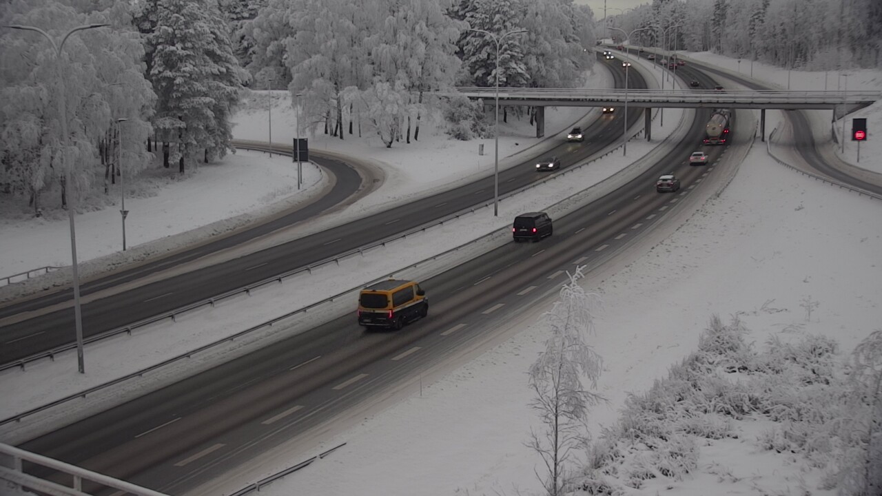 Weather Camera Image Väg 4 Uleåborg, Laanila, Oulu, Pohjois-Pohjanmaa