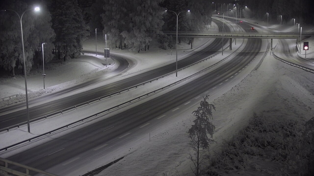 Weather Camera Image Väg 4 Uleåborg, Laanila, Oulu, Pohjois-Pohjanmaa