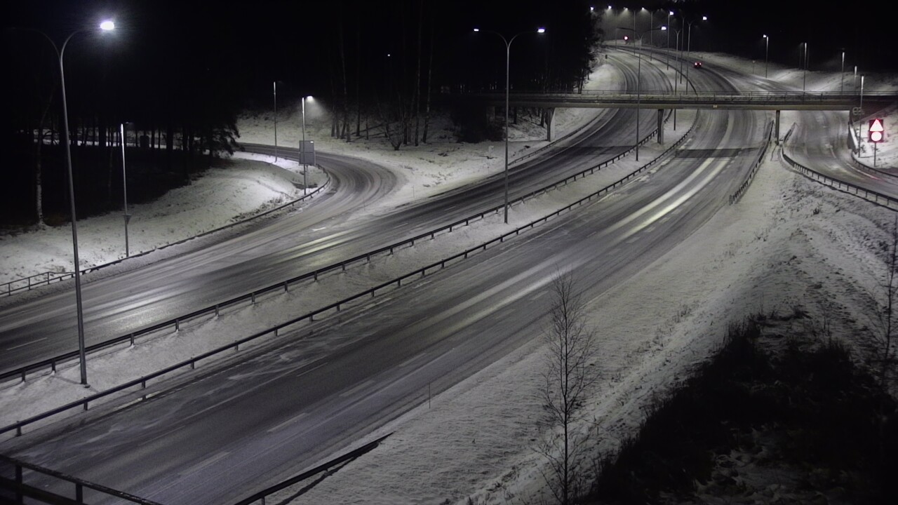 Weather Camera Image Väg 4 Uleåborg, Laanila, Oulu, Pohjois-Pohjanmaa