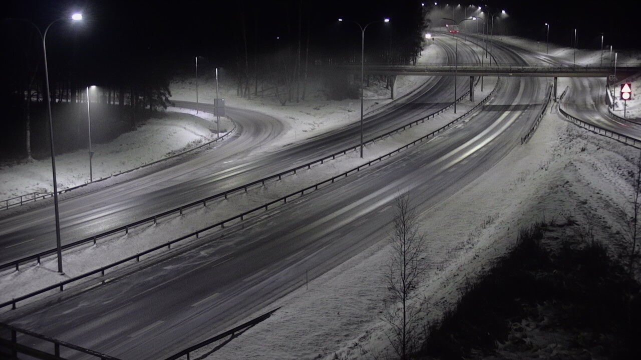 Weather Camera Image Väg 4 Uleåborg, Laanila, Oulu, Pohjois-Pohjanmaa