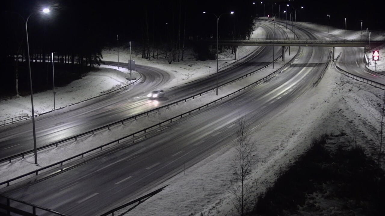 Weather Camera Image Väg 4 Uleåborg, Laanila, Oulu, Pohjois-Pohjanmaa