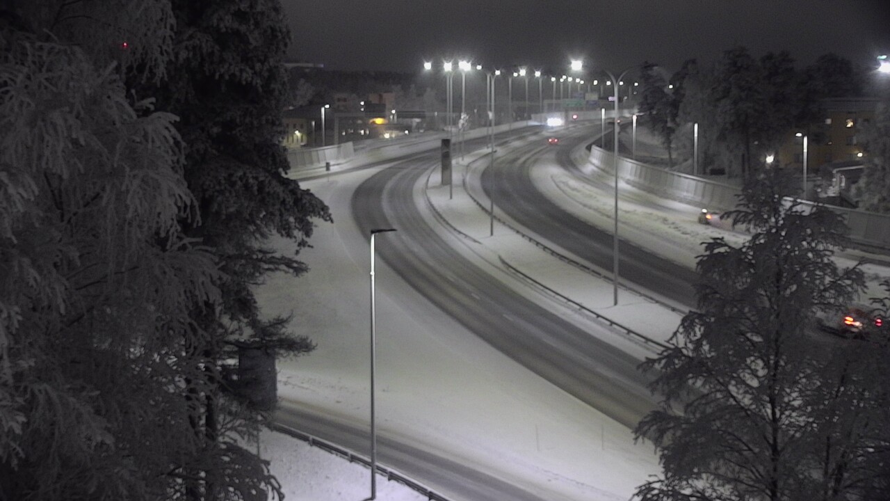 Weather Camera Image Väg 4 Uleåborg, Laanila, Oulu, Pohjois-Pohjanmaa