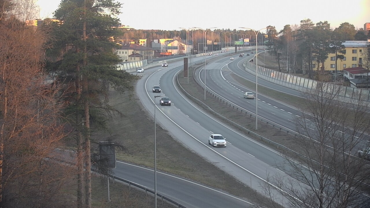 Weather Camera Image Road 4 Oulu, Laanila, Oulu, Pohjois-Pohjanmaa