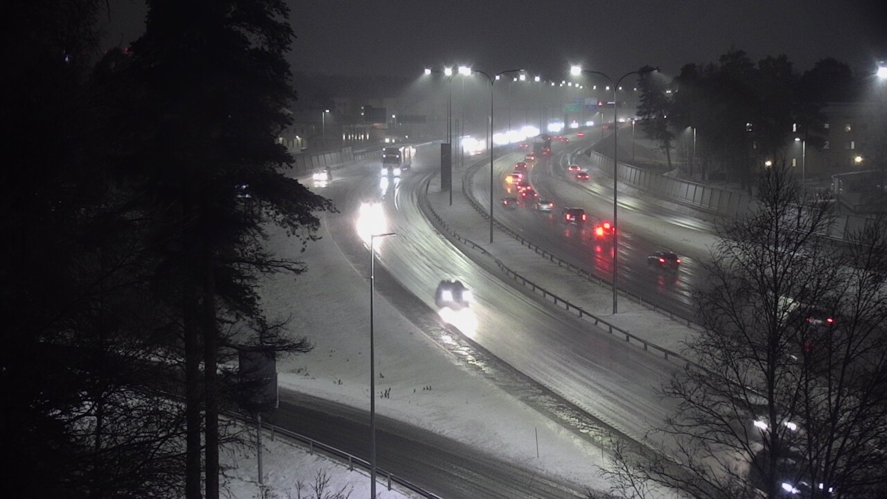 Weather Camera Image Väg 4 Uleåborg, Laanila, Oulu, Pohjois-Pohjanmaa