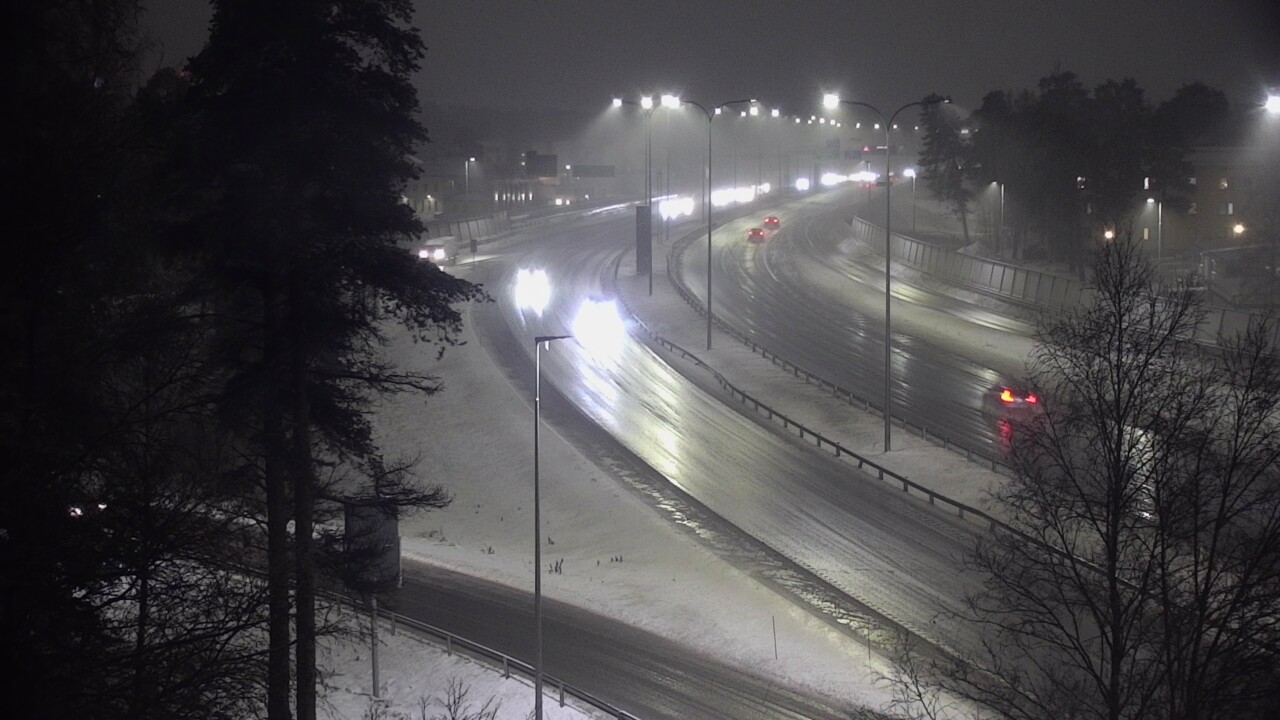 Weather Camera Image Väg 4 Uleåborg, Laanila, Oulu, Pohjois-Pohjanmaa