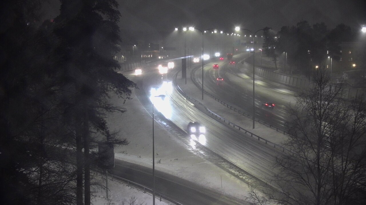 Weather Camera Image Väg 4 Uleåborg, Laanila, Oulu, Pohjois-Pohjanmaa