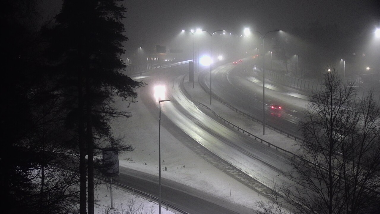 Weather Camera Image Väg 4 Uleåborg, Laanila, Oulu, Pohjois-Pohjanmaa