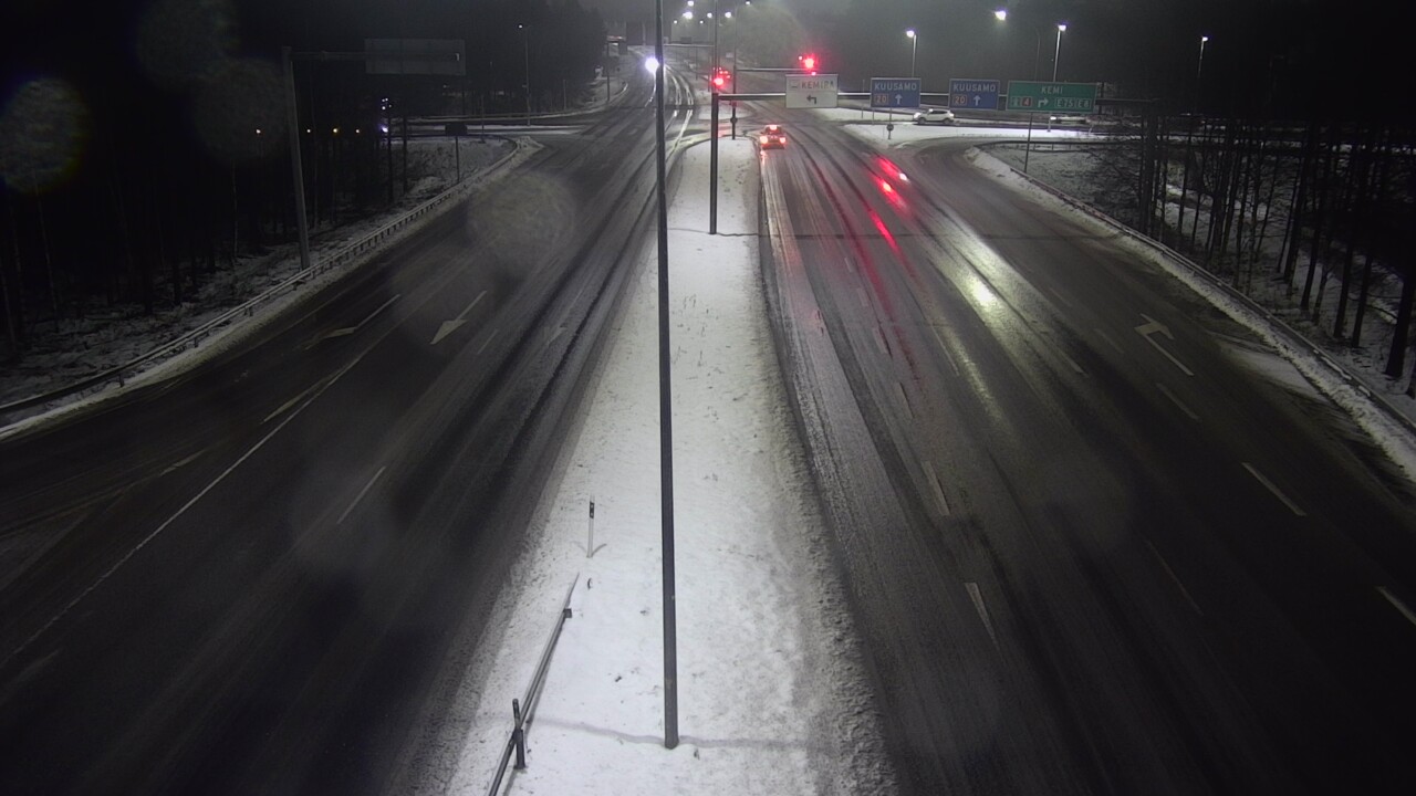 Weather Camera Image Väg 4 Uleåborg, Laanila, Oulu, Pohjois-Pohjanmaa