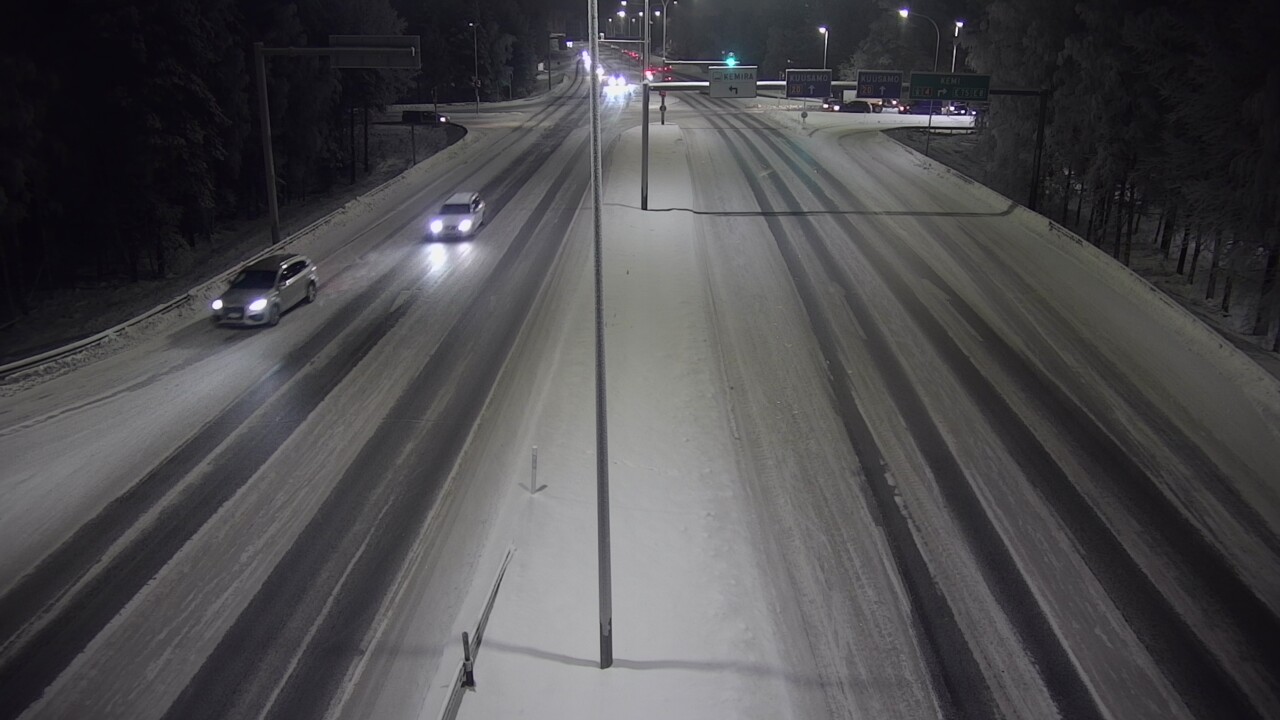 Weather Camera Image Väg 4 Uleåborg, Laanila, Oulu, Pohjois-Pohjanmaa