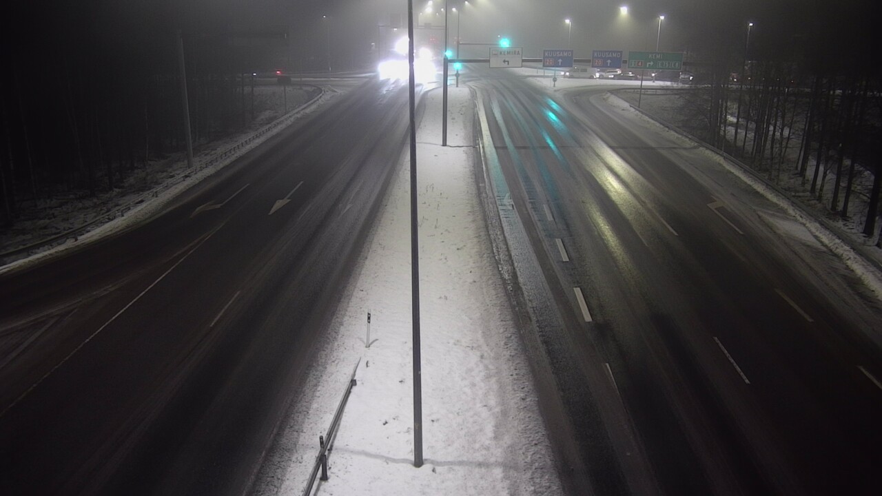 Weather Camera Image Väg 4 Uleåborg, Laanila, Oulu, Pohjois-Pohjanmaa