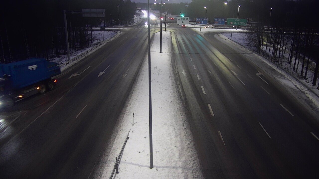 Weather Camera Image Väg 4 Uleåborg, Laanila, Oulu, Pohjois-Pohjanmaa