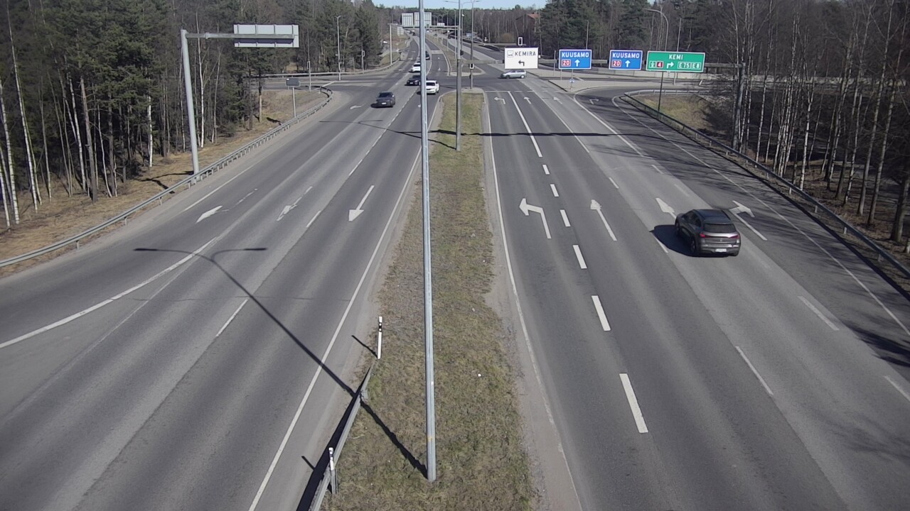 Weather Camera Image Väg 4 Uleåborg, Laanila, Oulu, Pohjois-Pohjanmaa