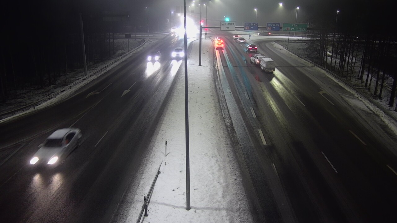 Weather Camera Image Väg 4 Uleåborg, Laanila, Oulu, Pohjois-Pohjanmaa