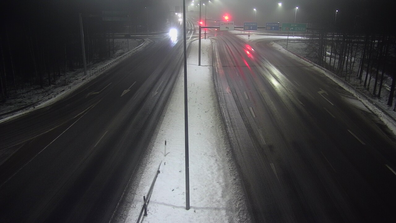 Weather Camera Image Väg 4 Uleåborg, Laanila, Oulu, Pohjois-Pohjanmaa