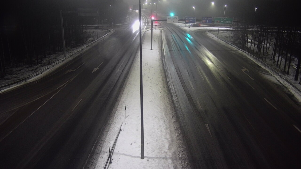 Weather Camera Image Väg 4 Uleåborg, Laanila, Oulu, Pohjois-Pohjanmaa