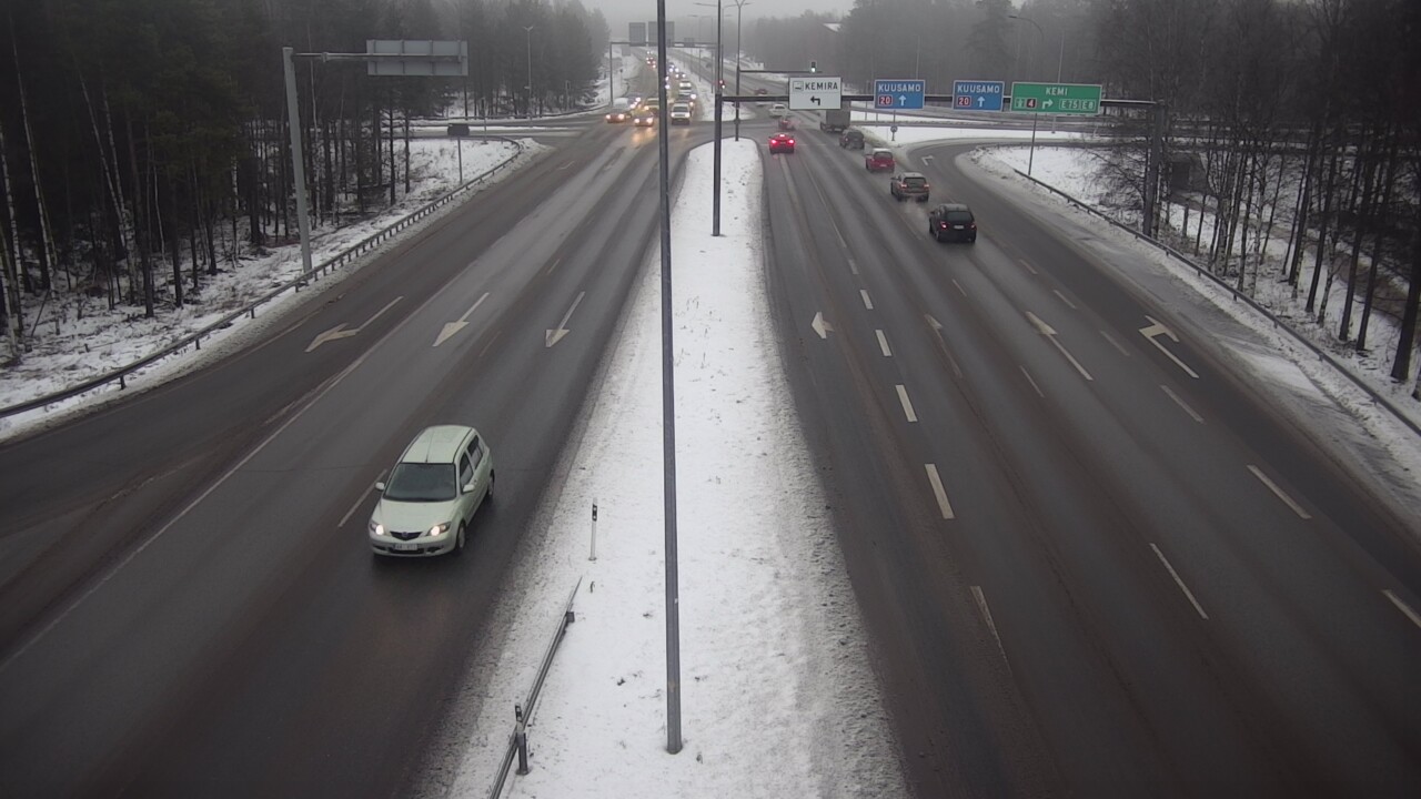 Weather Camera Image Väg 4 Uleåborg, Laanila, Oulu, Pohjois-Pohjanmaa