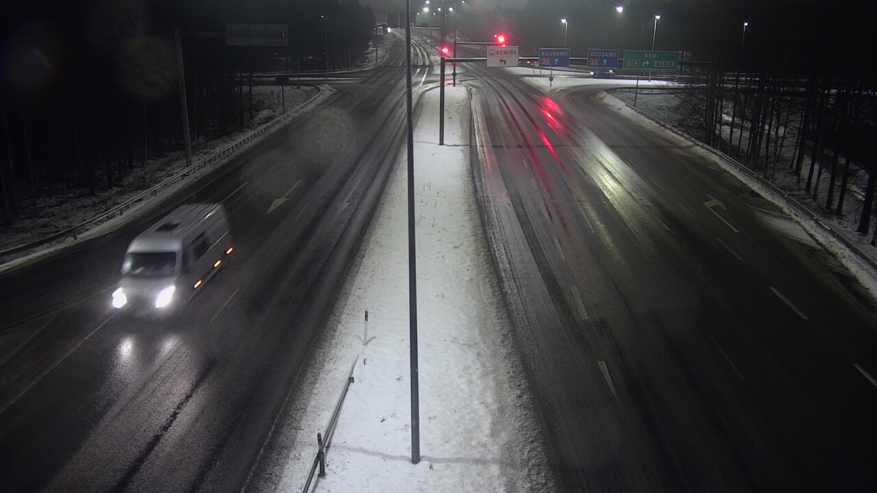 Weather Camera Image Väg 4 Uleåborg, Laanila, Oulu, Pohjois-Pohjanmaa