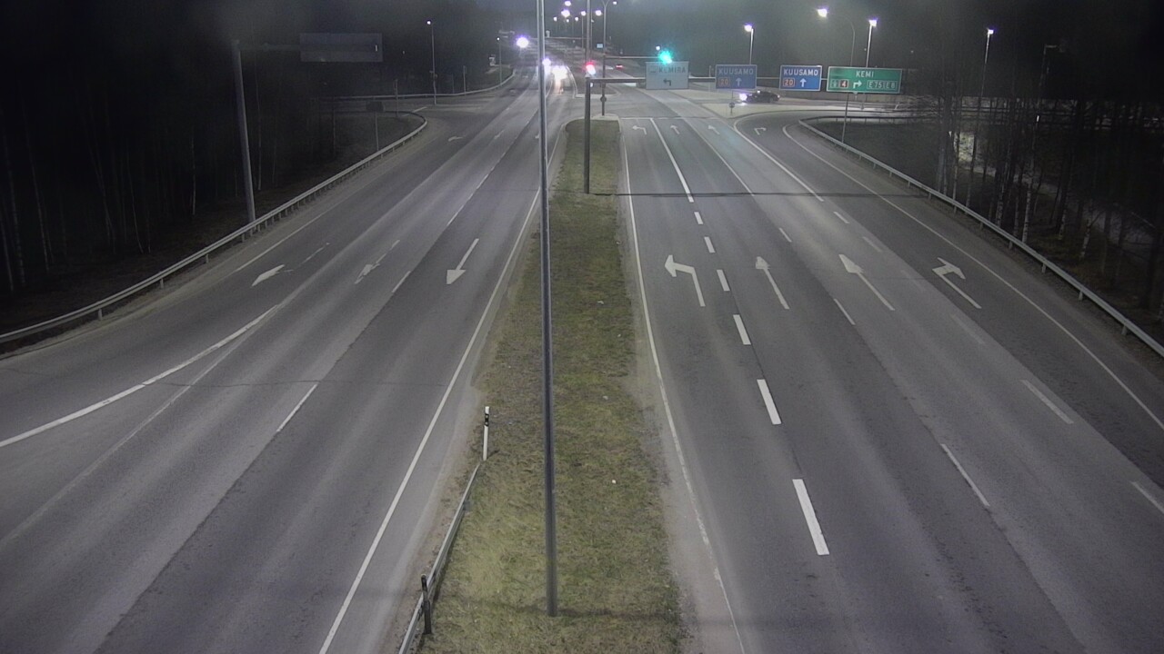 Weather Camera Image Väg 4 Uleåborg, Laanila, Oulu, Pohjois-Pohjanmaa