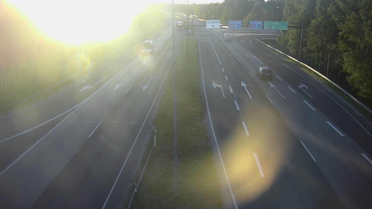 Weather Camera Image Väg 4 Uleåborg, Laanila, Oulu, Pohjois-Pohjanmaa