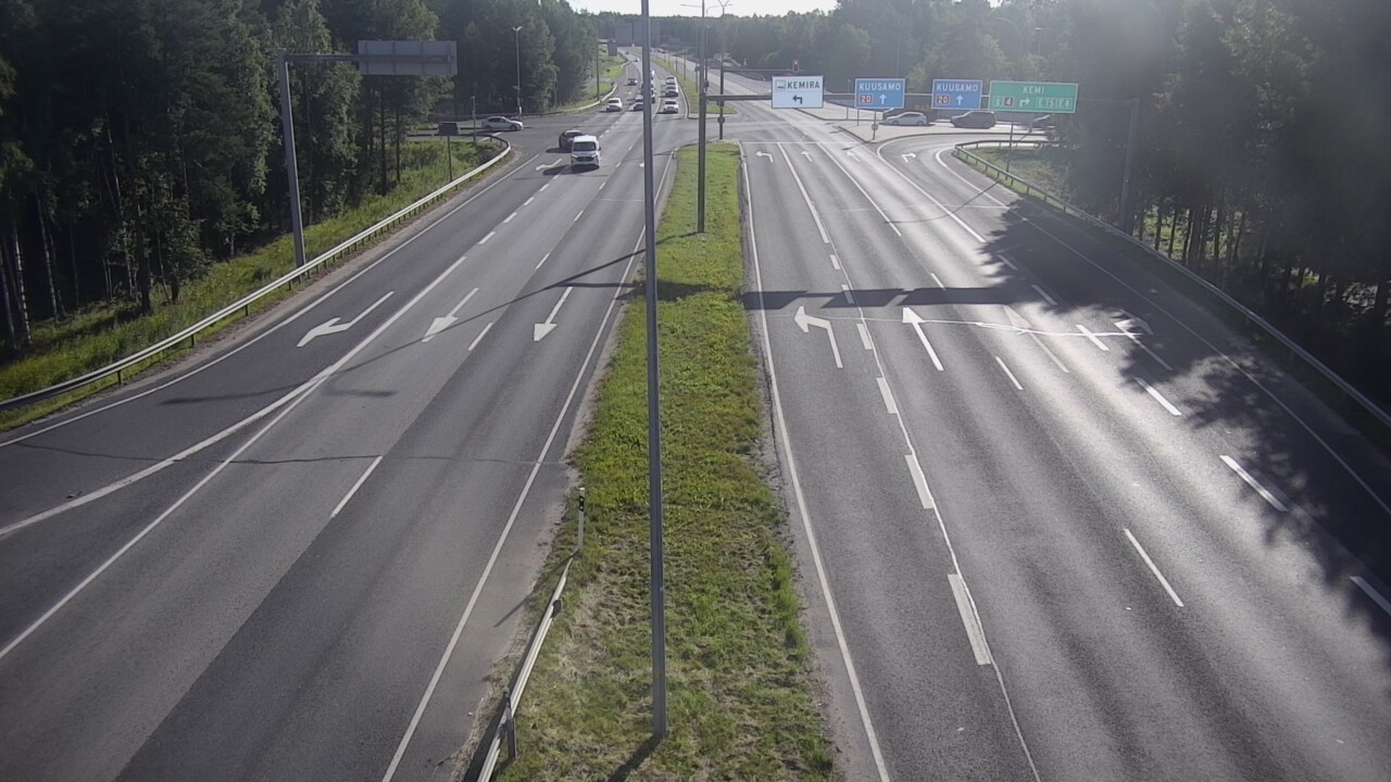 Weather Camera Image Road 4 Oulu, Laanila, Oulu, Pohjois-Pohjanmaa
