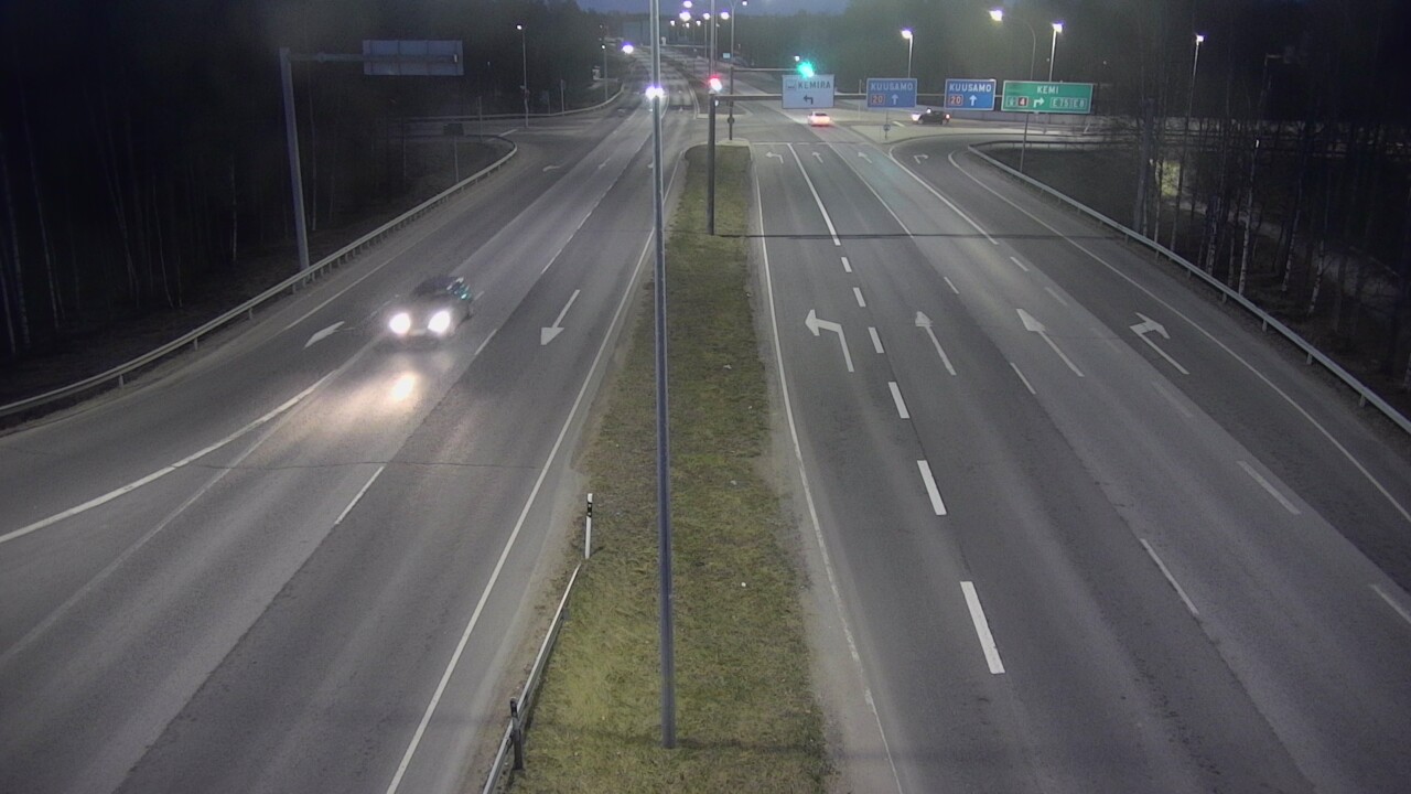 Weather Camera Image Väg 4 Uleåborg, Laanila, Oulu, Pohjois-Pohjanmaa