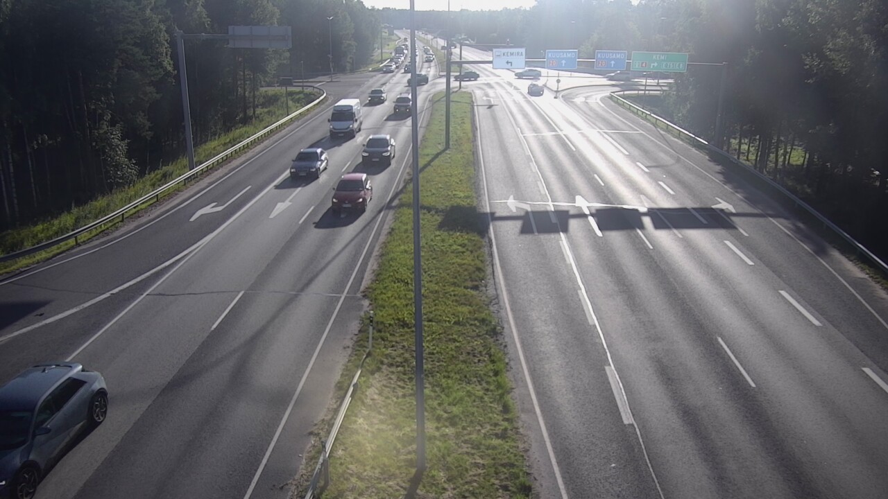 Weather Camera Image Väg 4 Uleåborg, Laanila, Oulu, Pohjois-Pohjanmaa