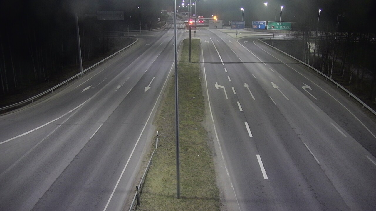 Weather Camera Image Väg 4 Uleåborg, Laanila, Oulu, Pohjois-Pohjanmaa