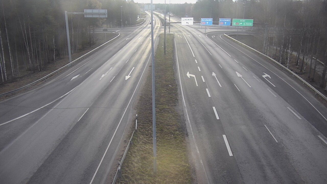 Weather Camera Image Väg 4 Uleåborg, Laanila, Oulu, Pohjois-Pohjanmaa