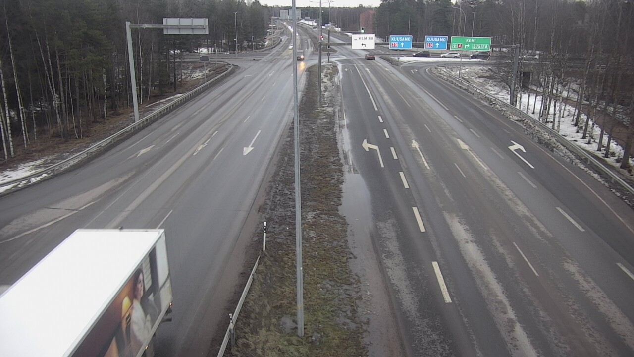 Weather Camera Image Väg 4 Uleåborg, Laanila, Oulu, Pohjois-Pohjanmaa