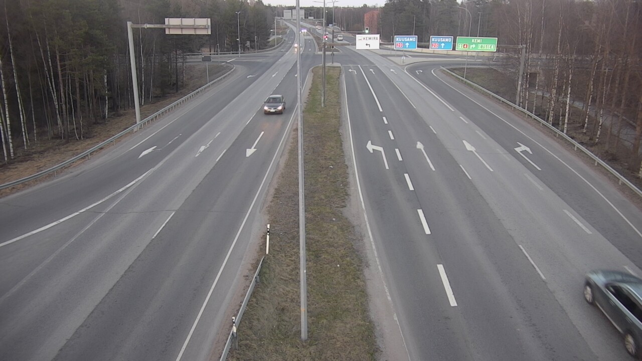 Weather Camera Image Väg 4 Uleåborg, Laanila, Oulu, Pohjois-Pohjanmaa
