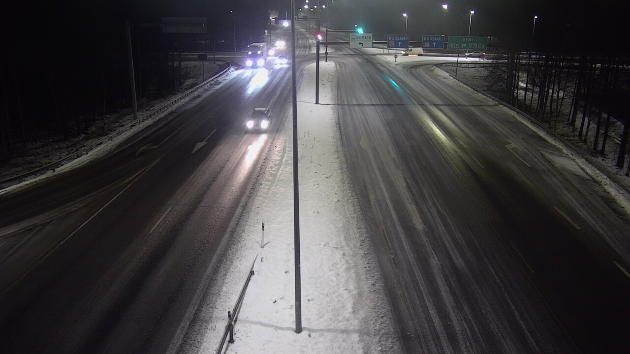 Weather Camera Image Väg 4 Uleåborg, Laanila, Oulu, Pohjois-Pohjanmaa