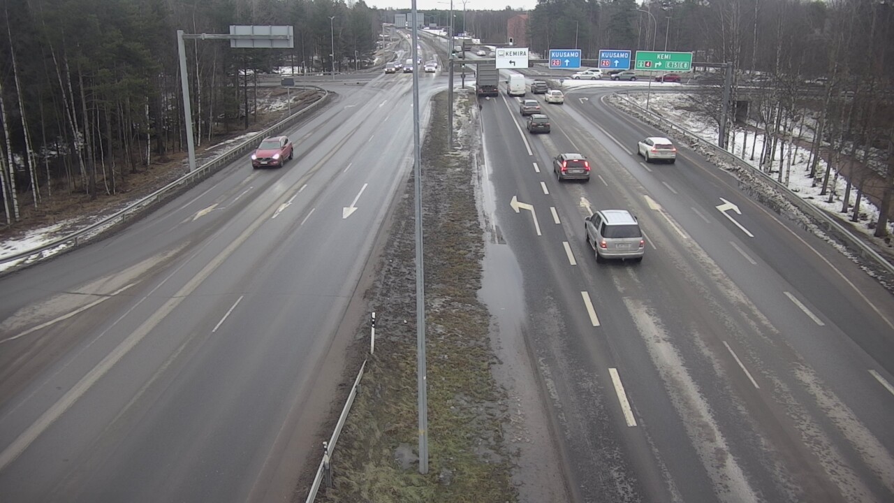 Weather Camera Image Väg 4 Uleåborg, Laanila, Oulu, Pohjois-Pohjanmaa