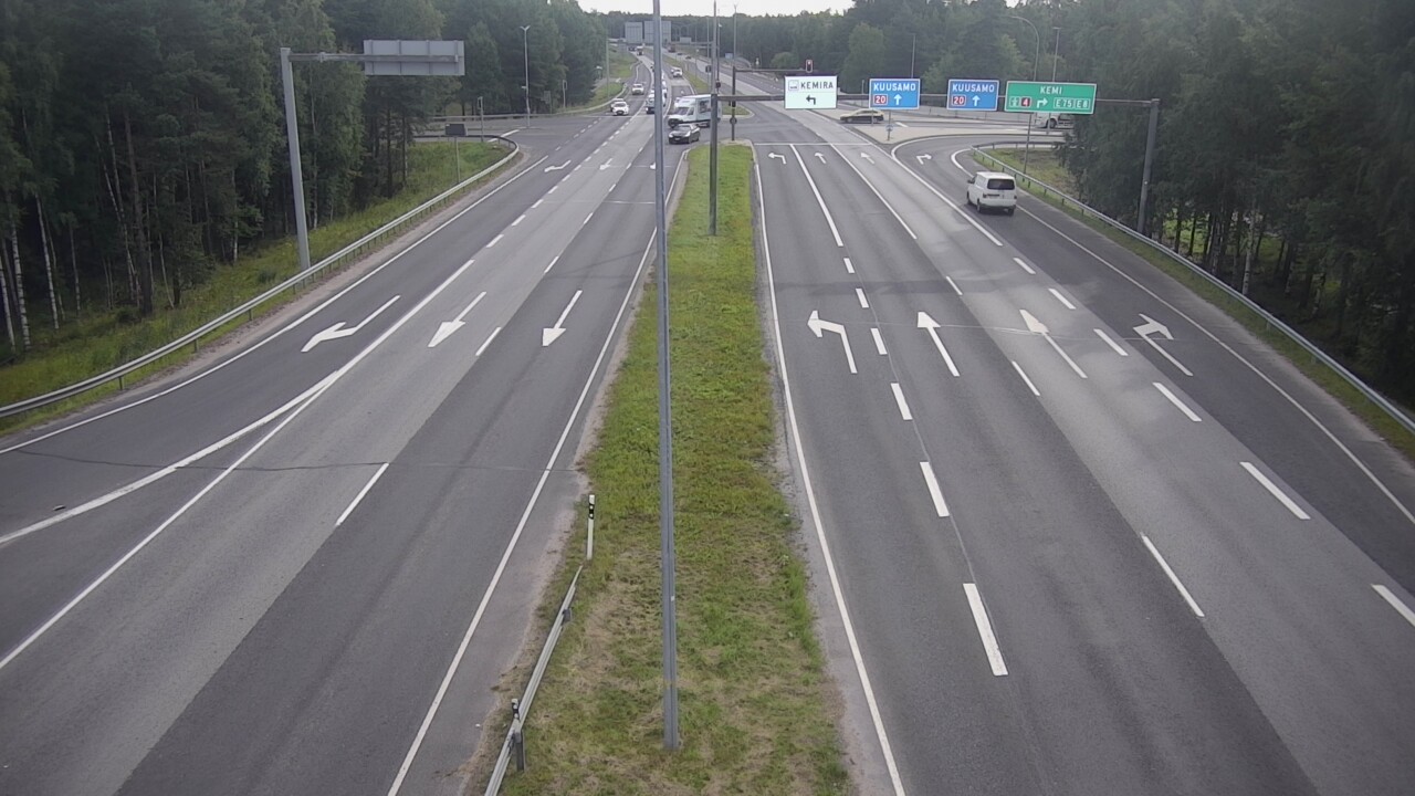 Weather Camera Image Road 4 Oulu, Laanila, Oulu, Pohjois-Pohjanmaa
