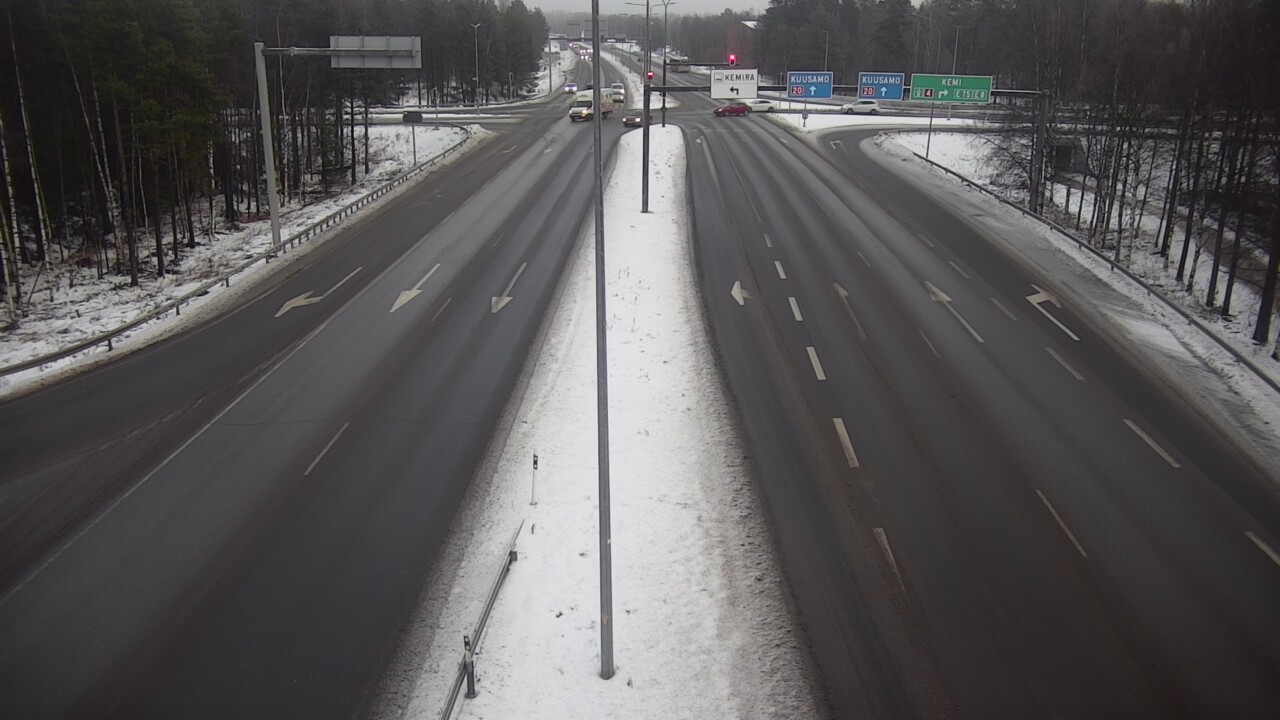 Weather Camera Image Väg 4 Uleåborg, Laanila, Oulu, Pohjois-Pohjanmaa