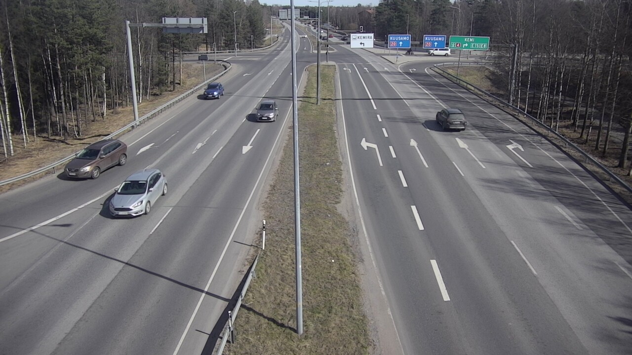 Weather Camera Image Väg 4 Uleåborg, Laanila, Oulu, Pohjois-Pohjanmaa