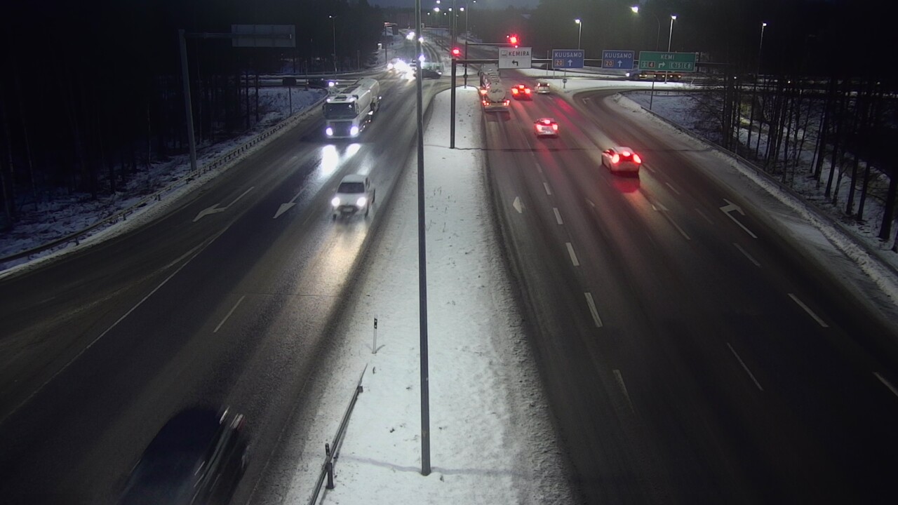 Weather Camera Image Road 4 Oulu, Laanila, Oulu, Pohjois-Pohjanmaa