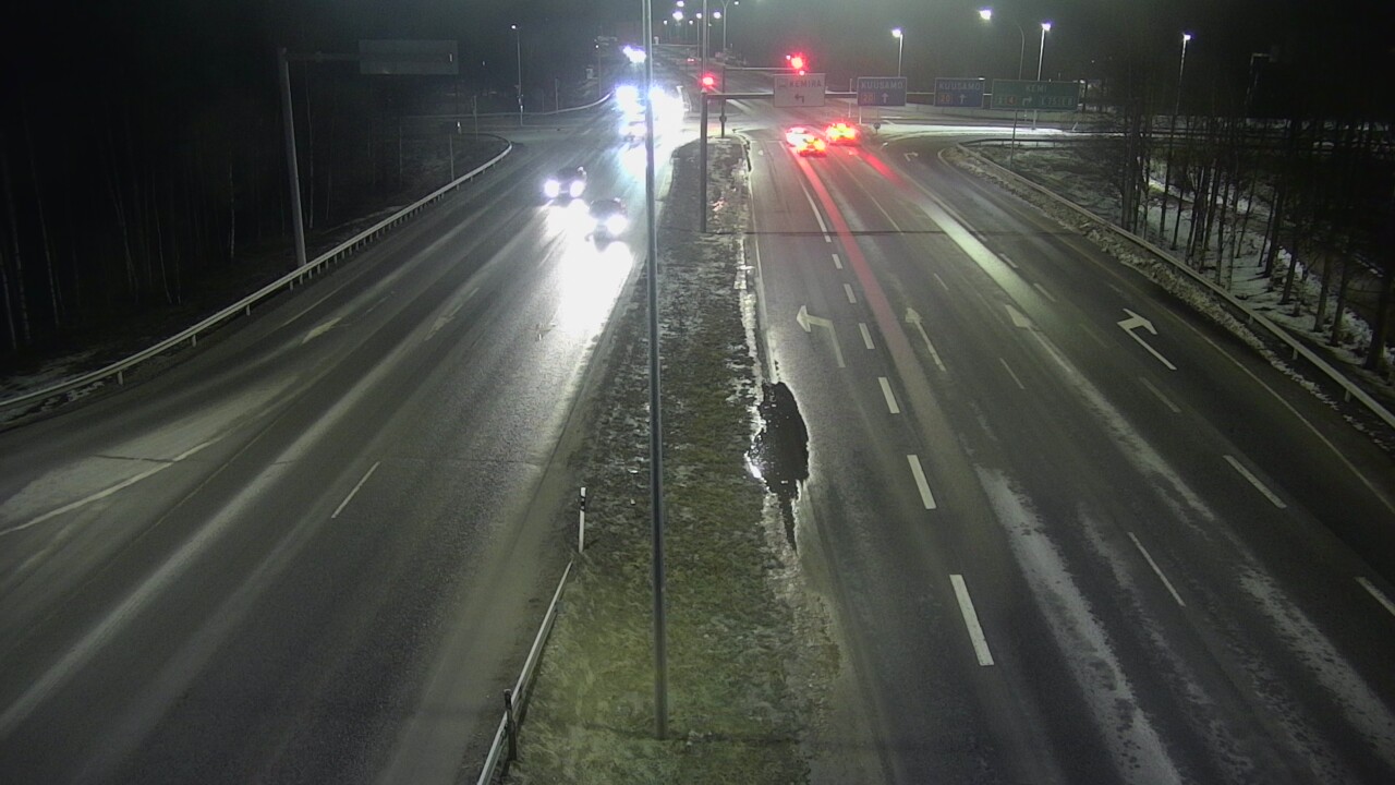 Weather Camera Image Väg 4 Uleåborg, Laanila, Oulu, Pohjois-Pohjanmaa